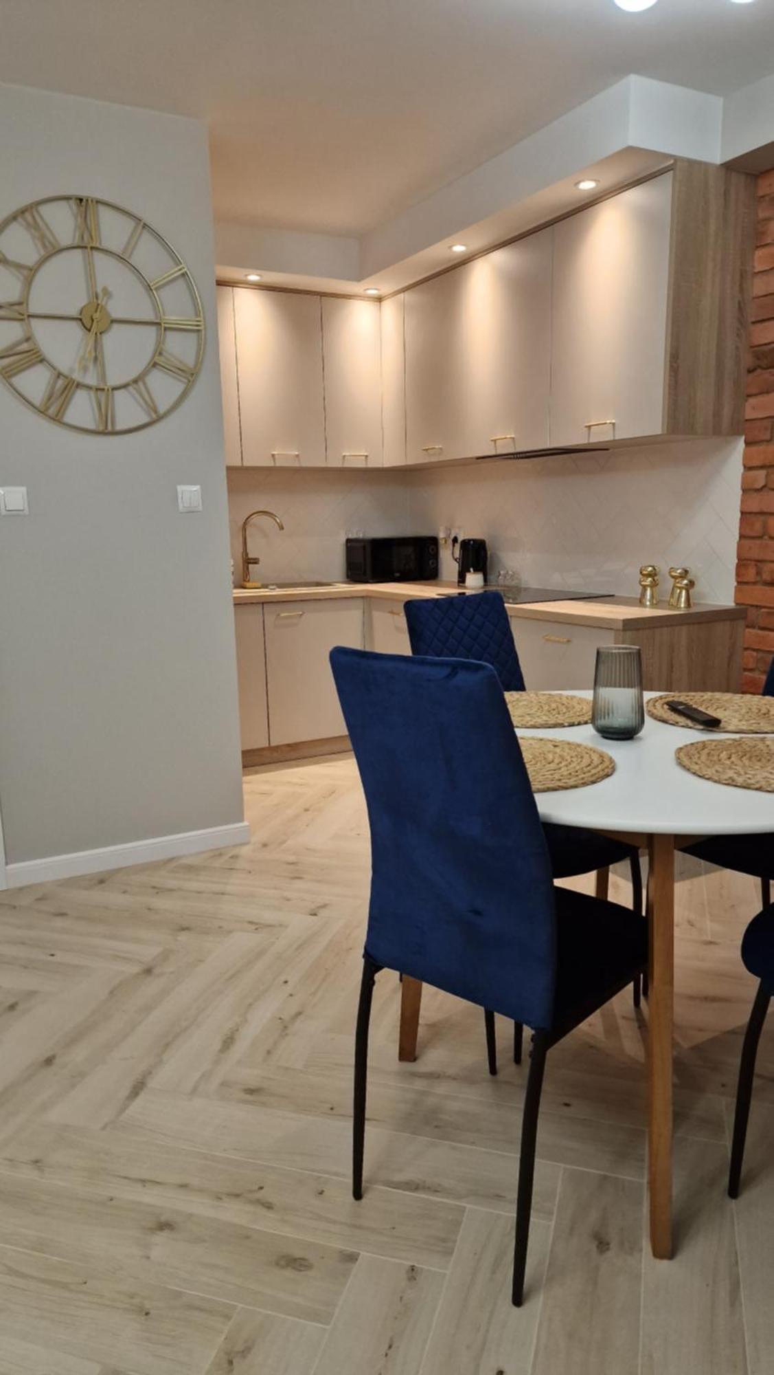 Impresja Apartament Lublin Buitenkant foto